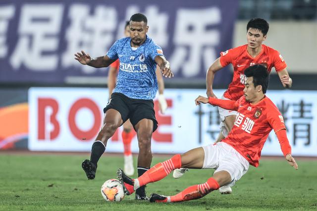 意甲金靴赔率:劳塔罗强势领跑 多夫比克进前三